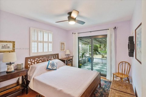 Casa en venta en Miami Lakes, Florida, 3 dormitorios, 110.37 m2 № 1136015 - foto 29