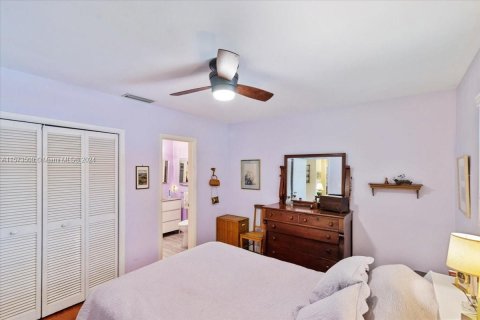 Casa en venta en Miami Lakes, Florida, 3 dormitorios, 110.37 m2 № 1136015 - foto 24