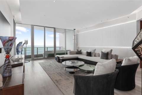 Condo in Miami Beach, Florida, 3 bedrooms  № 1430049 - photo 3