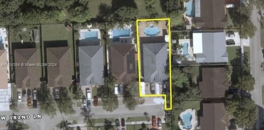 Villa ou maison à Miami, Floride 4 chambres, 163.97 m2 № 1358664