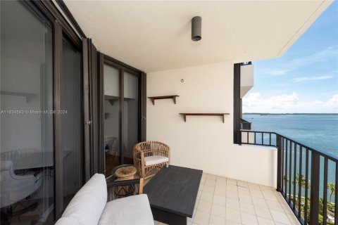 Condo in Miami, Florida, 1 bedroom  № 1294550 - photo 5