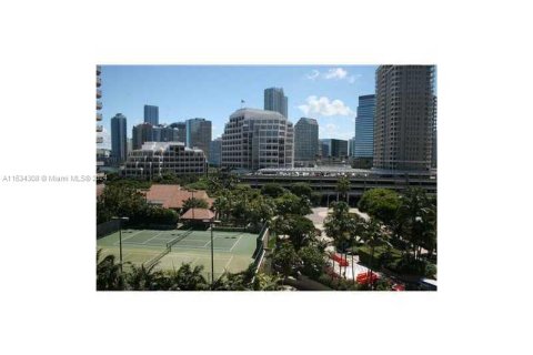 Condo in Miami, Florida, 1 bedroom  № 1294551 - photo 18