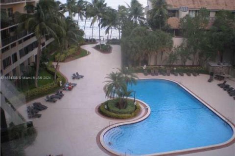 Condo in Miami, Florida, 1 bedroom  № 1294551 - photo 14