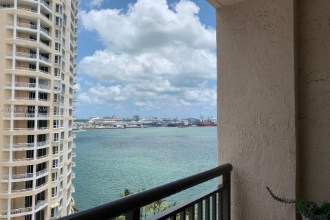 Condo in Miami, Florida, 1 bedroom  № 1294551 - photo 9