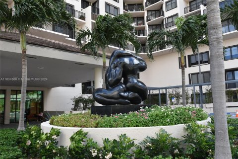 Condo in Miami, Florida, 1 bedroom  № 1294551 - photo 3