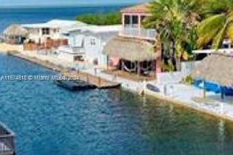 House in Key Largo, Florida 3 bedrooms, 125.42 sq.m. № 1140938 - photo 7