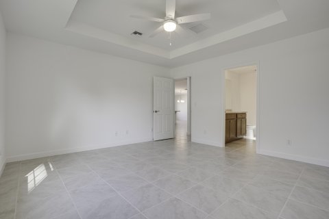 Casa en venta en Palm Bay, Florida, 4 dormitorios, 169.08 m2 № 860341 - foto 18
