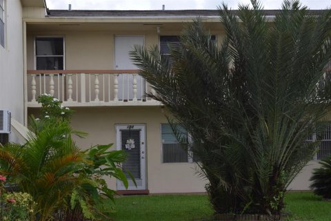 Copropriété à vendre à West Palm Beach, Floride: 2 chambres, 74.14 m2 № 614876 - photo 9