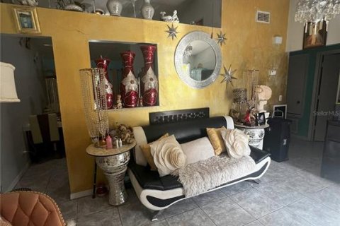 Dúplex en venta en Orlando, Florida, 2 dormitorios, 83.52 m2 № 1139794 - foto 5