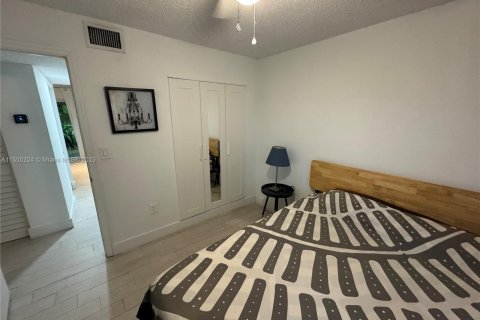 Commercial property in Miami, Florida № 887508 - photo 23