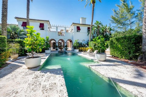 Villa ou maison à vendre à Coral Gables, Floride: 7 chambres, 1129.6 m2 № 435891 - photo 22