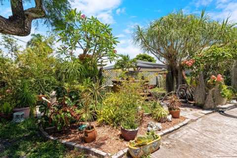 House in Fort Lauderdale, Florida 3 bedrooms, 178.74 sq.m. № 1189631 - photo 3