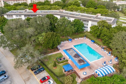 Condominio en venta en Coconut Creek, Florida, 2 dormitorios, 107.95 m2 № 855527 - foto 16