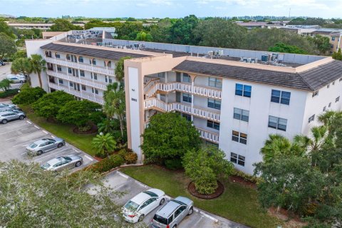 Condominio en venta en Coconut Creek, Florida, 2 dormitorios, 107.95 m2 № 855527 - foto 10