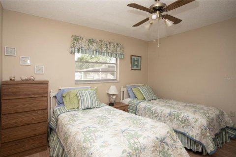 Condo in New Port Richey, Florida, 2 bedrooms  № 1198495 - photo 23