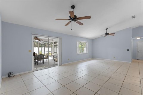 Casa en venta en Edgewater, Florida, 3 dormitorios, 160.26 m2 № 1198538 - foto 18