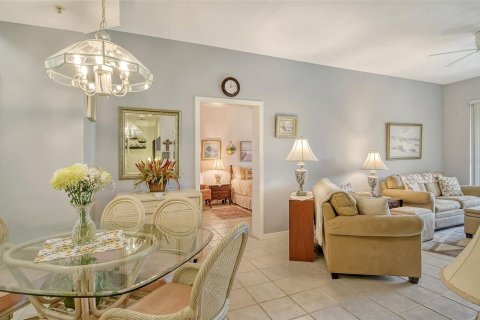 Copropriété à vendre à Sarasota, Floride: 2 chambres, 106.56 m2 № 1386521 - photo 4