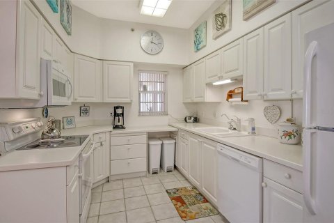 Copropriété à vendre à Sarasota, Floride: 2 chambres, 106.56 m2 № 1386521 - photo 23