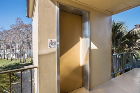 Condominio en venta en Orlando, Florida, 3 dormitorios, 315.87 m2 № 1002019 - foto 7