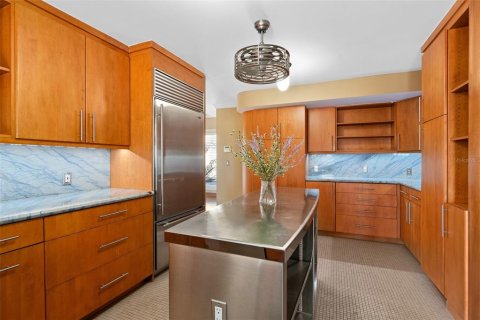 Condominio en venta en Orlando, Florida, 3 dormitorios, 315.87 m2 № 1002019 - foto 16