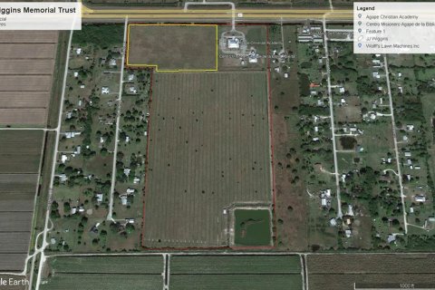 Commercial property in Moore Haven, Florida № 730863 - photo 1