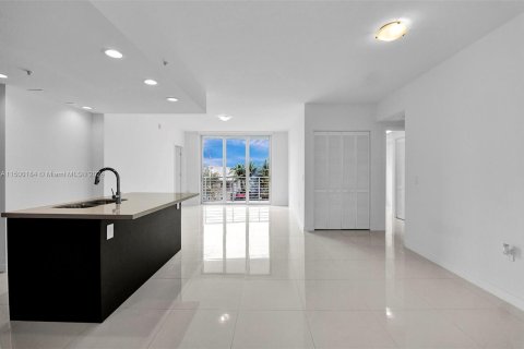 Condominio en venta en Doral, Florida, 2 dormitorios, 99.96 m2 № 908314 - foto 10
