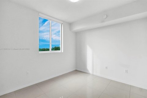 Copropriété à vendre à Doral, Floride: 2 chambres, 99.96 m2 № 908314 - photo 20