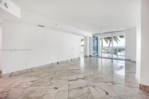 Condo in Miami Beach, Florida, 3 bedrooms  № 1230798 - photo 8