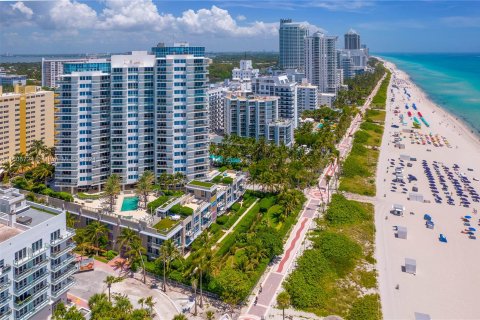 Condo in Miami Beach, Florida, 3 bedrooms  № 1230798 - photo 24