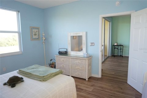 Condo in Punta Gorda, Florida, 2 bedrooms  № 848986 - photo 15