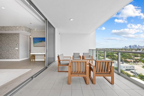 Condo in Fort Lauderdale, Florida, 3 bedrooms  № 1118148 - photo 24