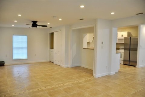 Casa en venta en Port Charlotte, Florida, 3 dormitorios, 135.64 m2 № 228006 - foto 21