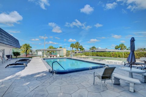 Villa ou maison à vendre à West Palm Beach, Floride: 1 chambre, 94.2 m2 № 868845 - photo 3