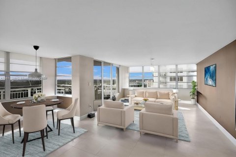 Copropriété à vendre à Aventura, Floride: 4 chambres, 302.86 m2 № 1406184 - photo 2