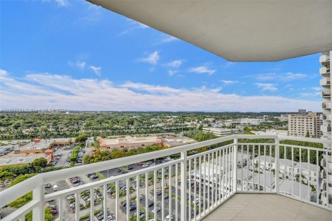 Copropriété à vendre à Aventura, Floride: 4 chambres, 302.86 m2 № 1406184 - photo 30