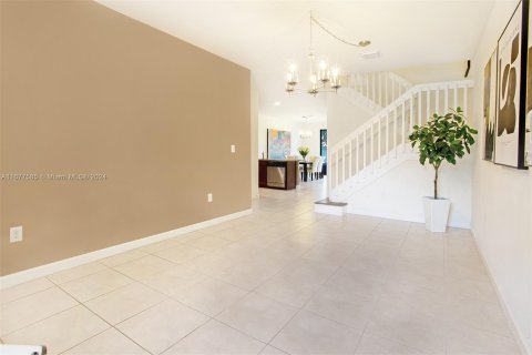 Touwnhouse à vendre à Hialeah, Floride: 3 chambres, 182.27 m2 № 1406188 - photo 10