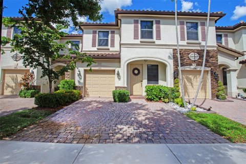 Touwnhouse à vendre à Hialeah, Floride: 3 chambres, 182.27 m2 № 1406188 - photo 7