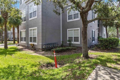 Copropriété à vendre à Orlando, Floride: 2 chambres, 104.89 m2 № 1252269 - photo 25