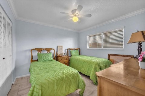Купить кондоминиум в Маргит, Флорида 2 спальни, 90.12м2, № 1092304 - фото 15