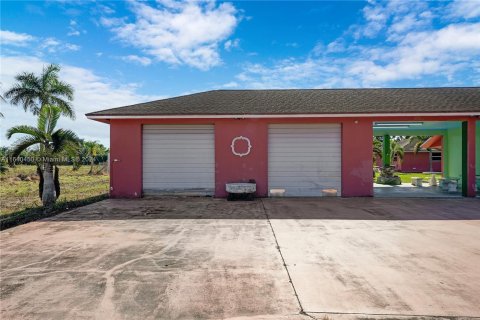 Villa ou maison à vendre à Miami, Floride: 4 chambres, 204.2 m2 № 1316279 - photo 23