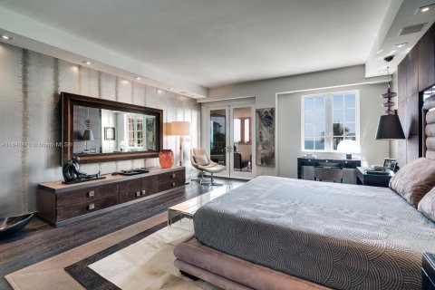 Copropriété à vendre à Miami Beach, Floride: 2 chambres, 244.33 m2 № 1316280 - photo 19