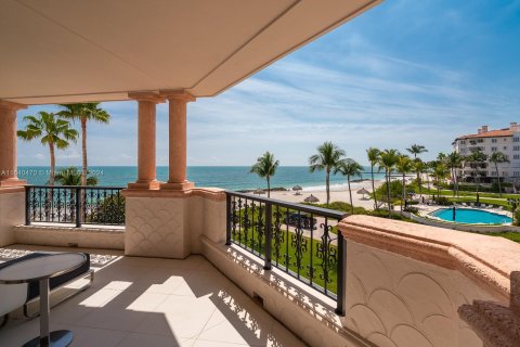 Condo in Miami Beach, Florida, 2 bedrooms  № 1316280 - photo 14