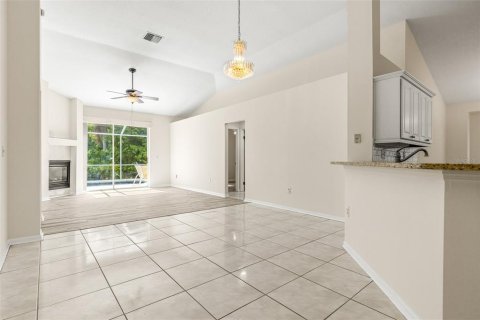 House in Tampa, Florida 4 bedrooms, 157.84 sq.m. № 1248290 - photo 17