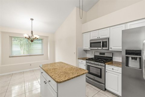 Casa en venta en Tampa, Florida, 4 dormitorios, 157.84 m2 № 1248290 - foto 13