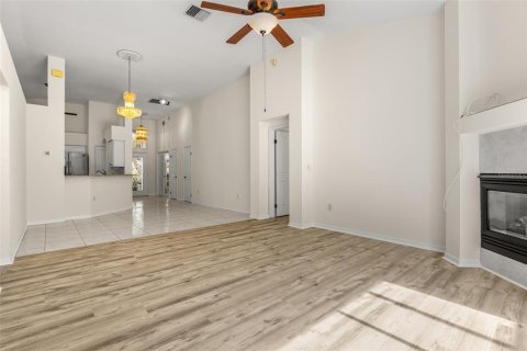 Casa en venta en Tampa, Florida, 4 dormitorios, 157.84 m2 № 1248290 - foto 22