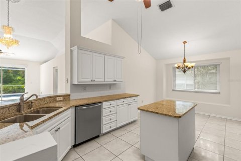 Casa en venta en Tampa, Florida, 4 dormitorios, 157.84 m2 № 1248290 - foto 12