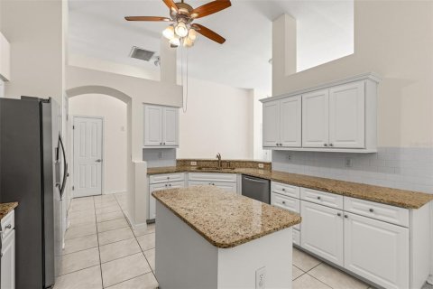 Casa en venta en Tampa, Florida, 4 dormitorios, 157.84 m2 № 1248290 - foto 11