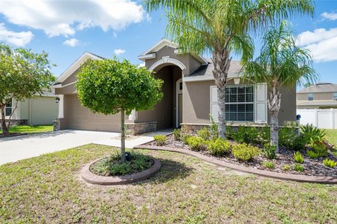 Villa ou maison à vendre à Hudson, Floride: 4 chambres, 177.26 m2 № 1346593 - photo 1