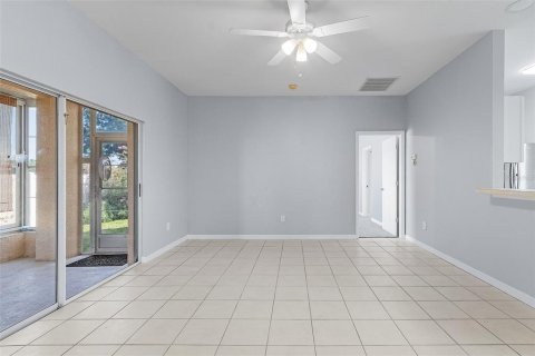 House in Port Charlotte, Florida 2 bedrooms, 115.11 sq.m. № 1251003 - photo 4