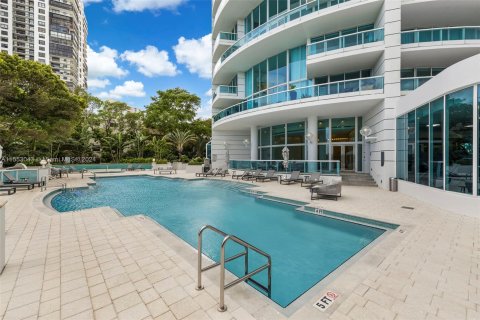 Copropriété à vendre à Miami, Floride: 2 chambres, 139.35 m2 № 1080001 - photo 27